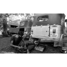 Certified Three wheeler Mechanic