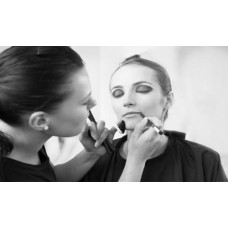 Certified Make Up Artist